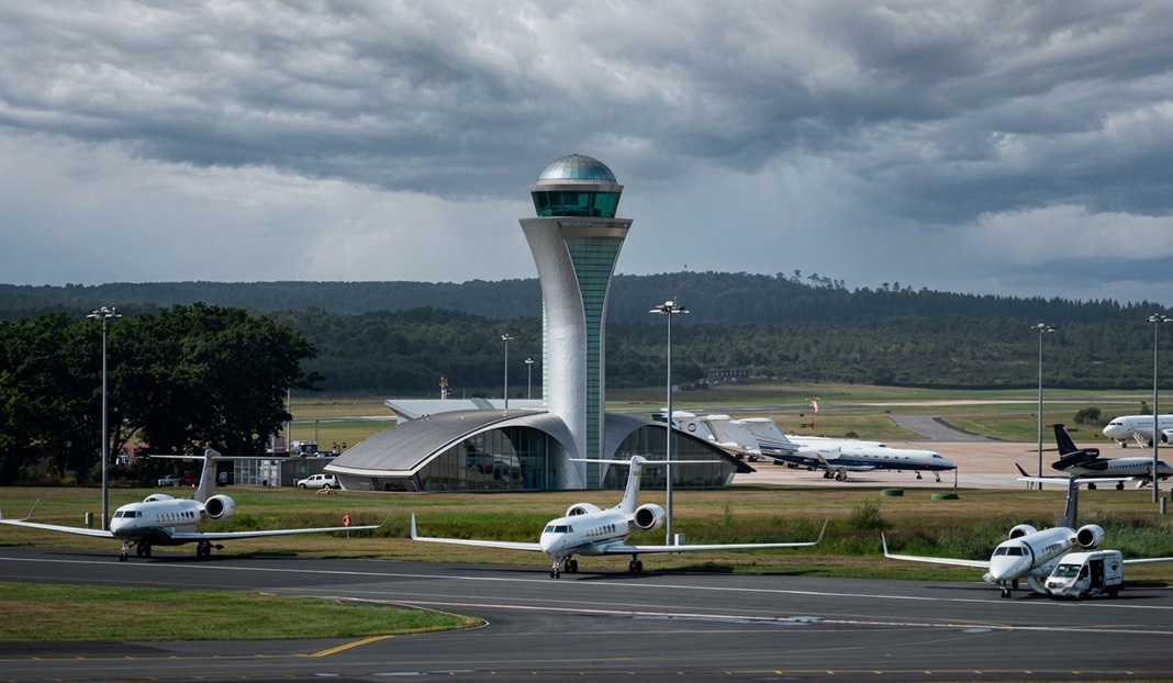 private jet airport in the UK